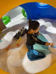 -MINI MARS KIDS CLUB亲子家庭中心(长宁天山店)