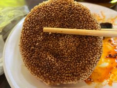 麻酱烧饼-万红路羊汤烧饼店(将台路店)
