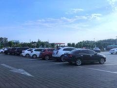 -窦店服务区-停车场