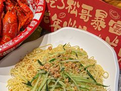 -松哥油焖大虾.小龙虾.黑鸭煲(海岸城店)