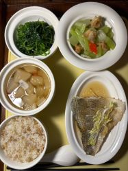 -乐茵敔山湾月子中心(独栋湖景店)