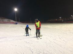 -荣盛康旅野三坡滑雪场