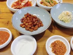 -草家酱蟹炭火烤肉店(珲春南路一店)