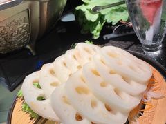 -湊湊火锅·茶憩(新中关购物中心店)