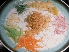 顺德鱼生-顺峰顺水顺德菜(龙华店)