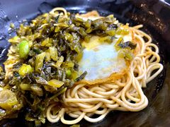 -志权牛肉面(灵山路店)