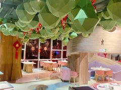 -水桶王国主题餐厅·聚会·生日派对·亲子活动·家庭套餐(亚龙湾希尔顿店)