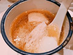 鸽蛋目鱼土猪脚捞线面-万家宴海鲜大酒楼(五四路店)