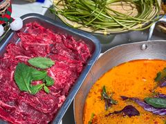 -王奋斗贵州酸汤牛肉火锅