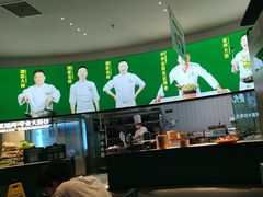 -费大厨辣椒炒肉(黄兴中心广场店)