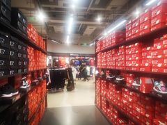 -首创奥特莱斯(西安店)