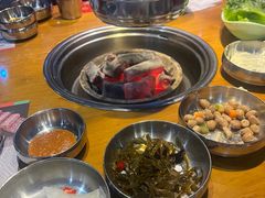 -老炉家木炭烤肉(长江国际店)