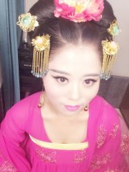 -盘子女人坊生日照·摄影馆(华强店)