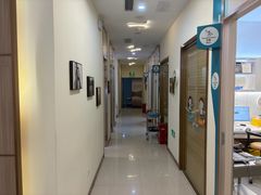 -维乐口腔(美维云门诊陆家嘴店)