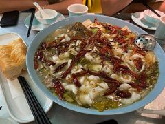 -姚姚酸菜鱼·金戈戈香港豉油鸡(喜荟城联名店)