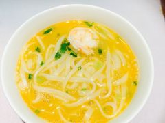 -诺莱仕游艇会