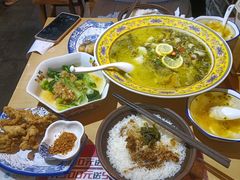 -裕鼎鲜·新中菜(金鼎广场店)