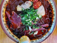 -八一好吃街·高品美食广场