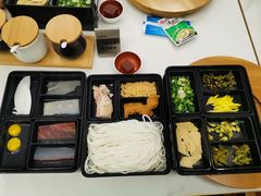 -新世界·过桥米线宴