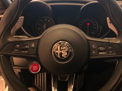 -上海保利玛莎拉蒂和阿尔法罗密欧(华翔路店)