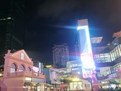 -中航城君尚购物中心