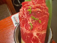 -喜牛烧肉酒场·黑金店(威高广场店)