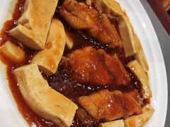 红烧目鱼块豆腐-燕春楼(海河华鼎店)