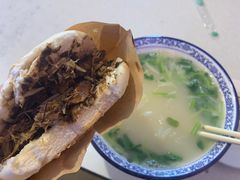 -烤鸭肉夹馍鸭汤店