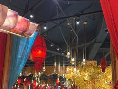 -老滇山寨•云南特色菜•地方菜•民族风情歌舞表演(金碧店)