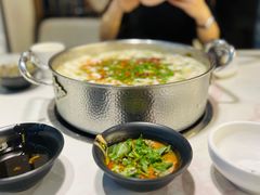 -德林酸菜鱼火锅(南丹店)