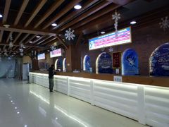 -乔波室内滑雪场