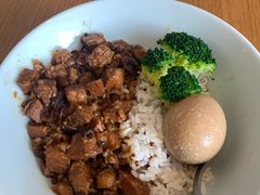 红藜麦卤肉饭-村外有星光小食铺(长嘉汇店)