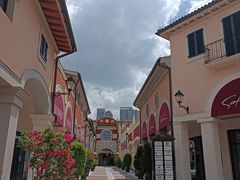 -佛罗伦萨小镇广佛名品奥特莱斯(疏港路店)