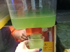 青苹果汁-大师兄酱骨火锅