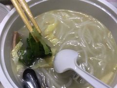 -老妈米线(港龙店)