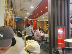 -麦当劳(汉口火车站候车室店)