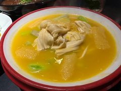 -麻六记(凤凰汇店)