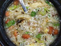 荔湾艇仔粥-澳门陈光记烧味饭店(南京德基广场店)