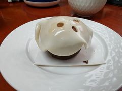 -VERIE BAKEHOUSE