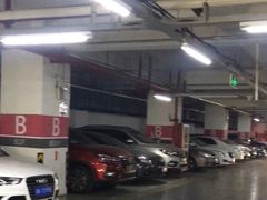-龙阳广场-地下停车库
