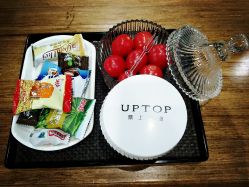 -UPTOP鼎上造型
