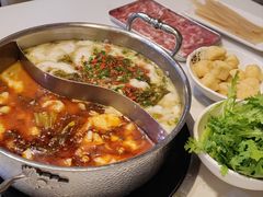 -德林酸菜鱼火锅(南丹店)