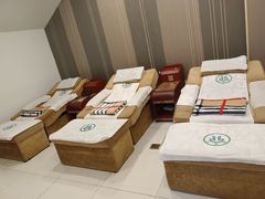 -东楠湾足浴·24H(金平路店)