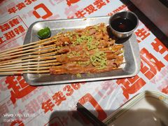 -威记烧嘢·南宁烧烤·超级生牛(绿地店)