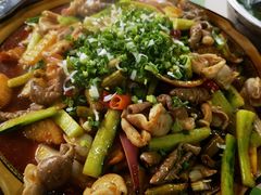 -廖哥泡椒兔(峨眉店)