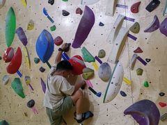 -问山MountQuest攀岩馆