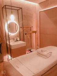 -苑苑vbeauty科技美容SPA