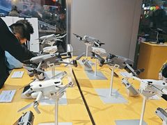 -DJI大疆(深圳华强北曼哈授权体验店)