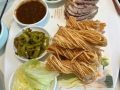 -梅利汴京烤鸭•开封豫菜地标店(东司门店)