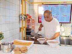 -陈寔包子王·卤煮小肠·京味小吃(龙潭店)